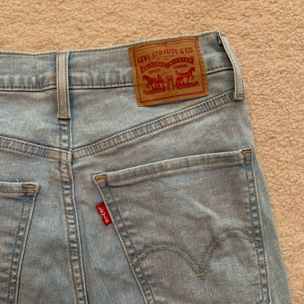 Levi’s Mile High Super Skinny Jeans - Picture 6 of 7
